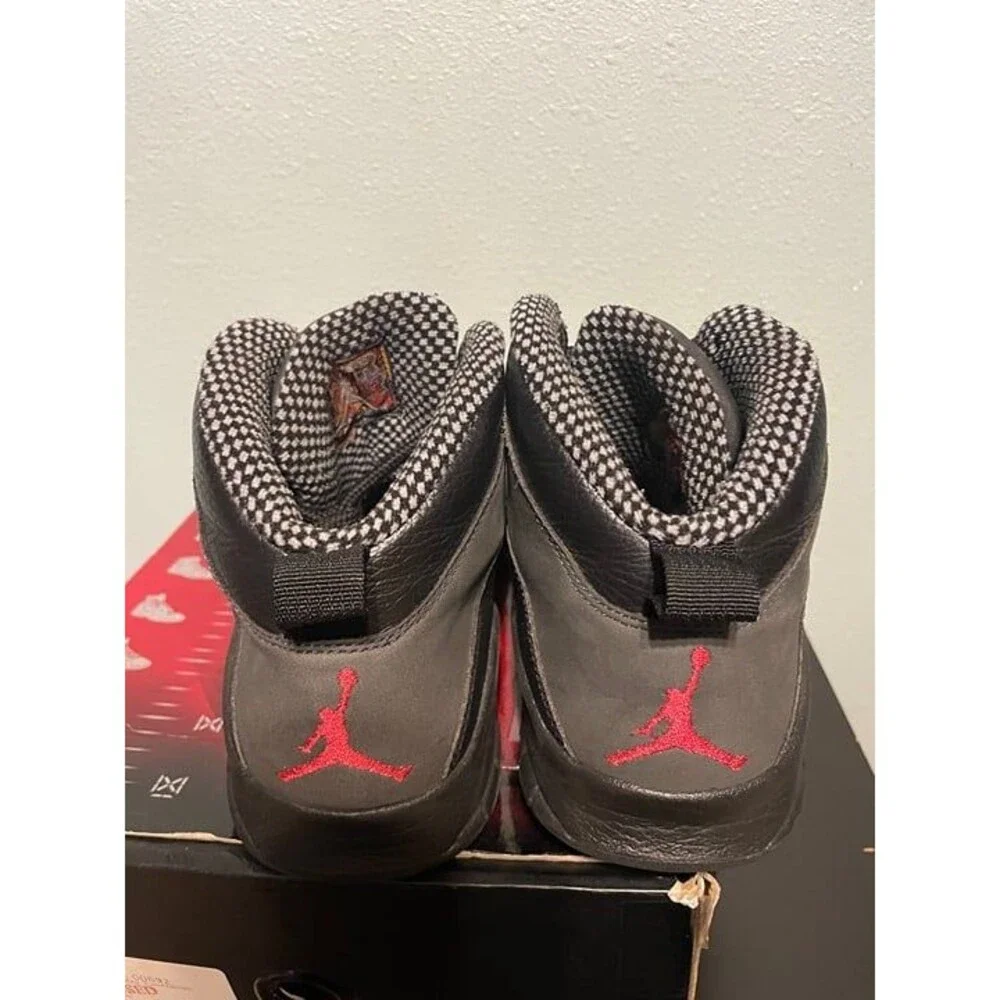 Jordan 10 CDP size 9.5 Men's Shoes Used 310805 061